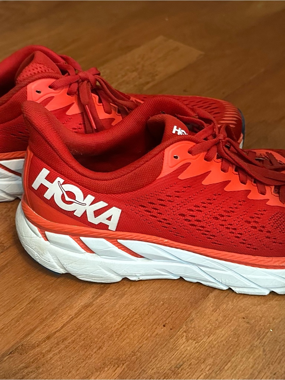 Hoka One One Clifton 7 Orange & Blue Max Cushion Shoes - Men's 10 / Women's 11